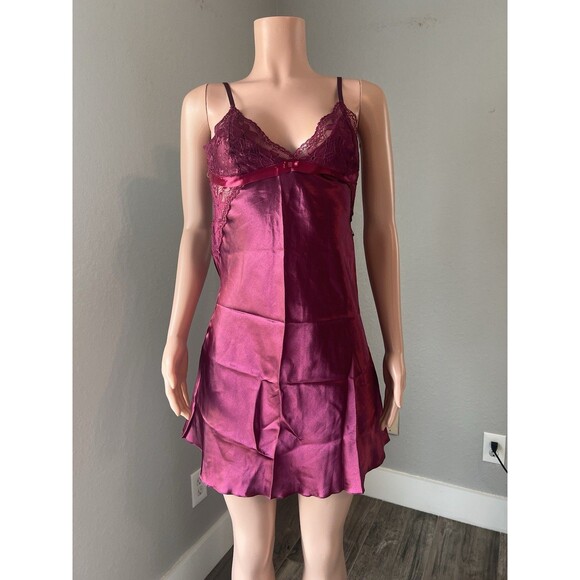 Shirley of Hollywood Lace Satin Lingerie NIGHTGOWN BURGUNDY MEDIUM NWT NEW #178 - Picture 1 of 8